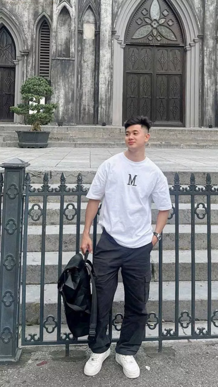 Tuấn Anh 1999-1m70/64kg Hàng to- top ok  Q cần thơ 