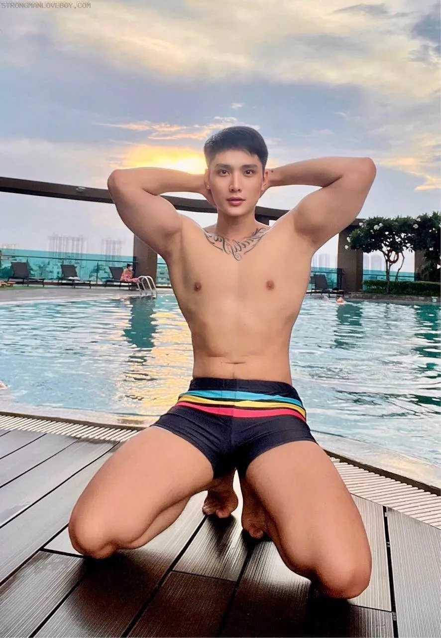 Minh  1995-1m78/73kg Hàng khủng -top only matxa tốt-nhiệt tình Zai SG Sđt