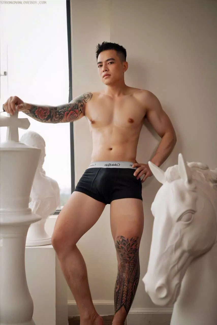 Tài 1998-1m74/72kg Hàng khủng-bisexsual Matxa bài bản tốt Q miền tây