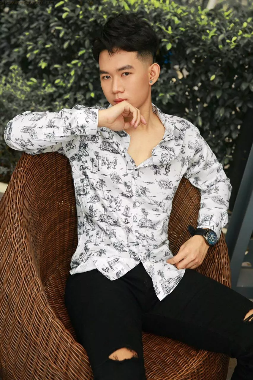 Huỳnh Anh 1998 baby  1m68/61kg Quê bạc liêu 