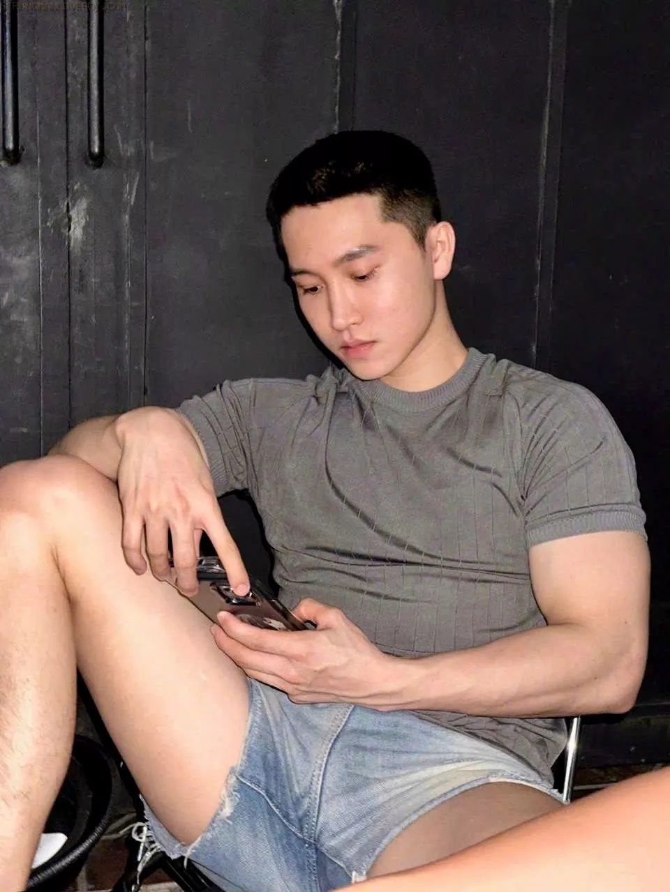 Nguyễn Anh 1996 1m70/63kg -ku to, zâm Matxa có tay nghề Q miền tây 