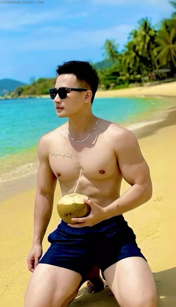 Trường Minh 1998  1m78/71kg gym hàng khủng matxa tốt, bj zâm, full nhiệt tình Q bến tre