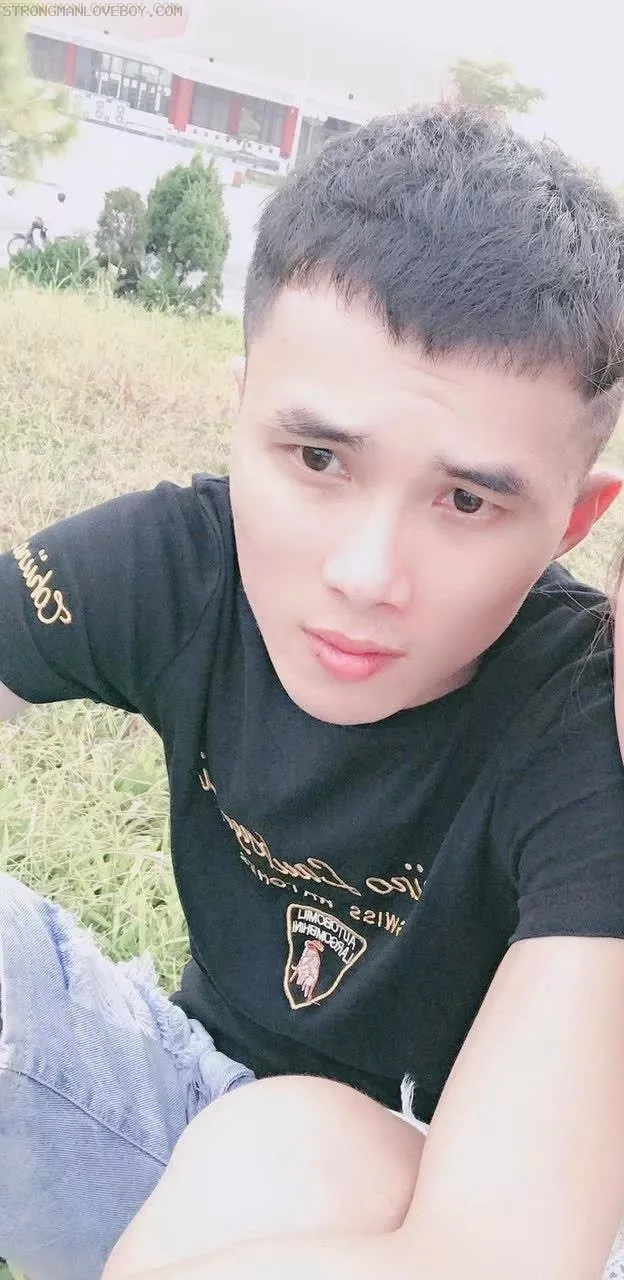 Lâm 1998 trai hà tĩnh 1m71/59kg Menl slim ku to