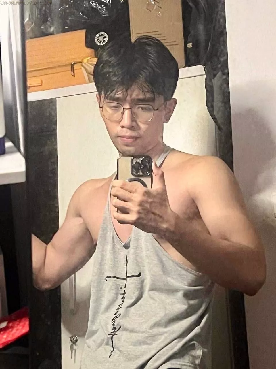 Huy 2k1 trai Hanoi 1m80/73kg GYM ku to Dân công sở