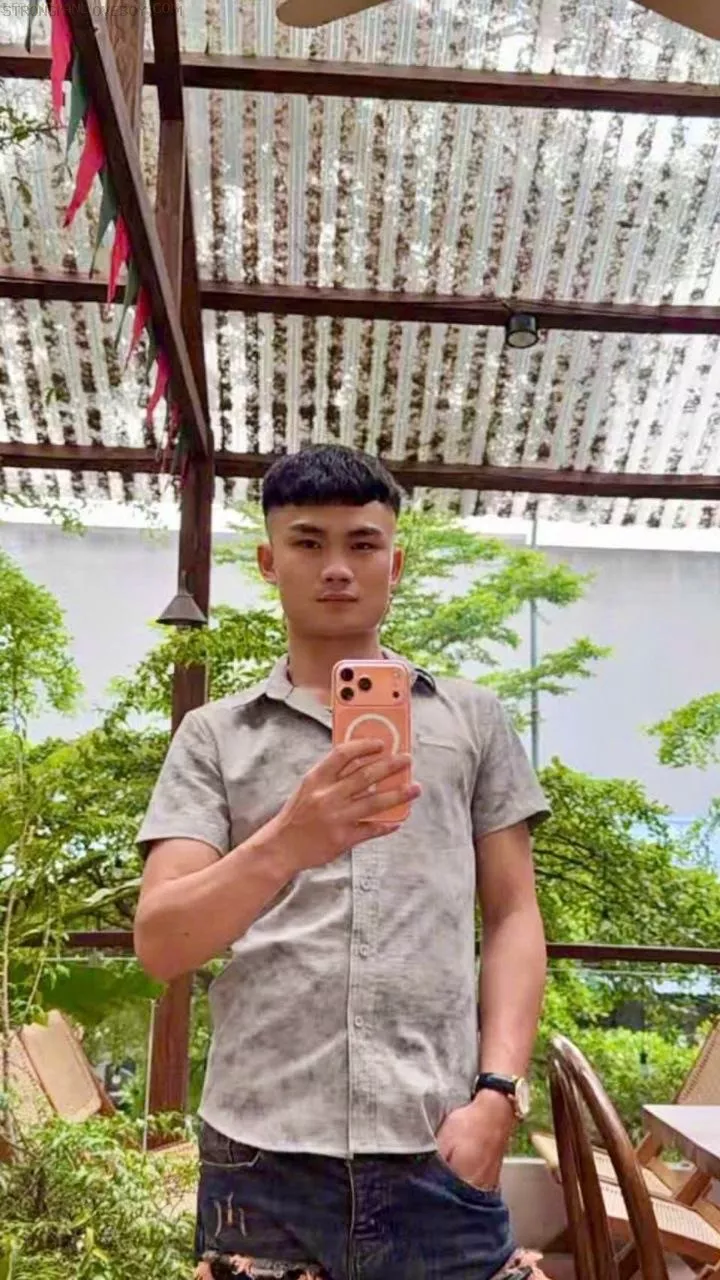 Nam 1999 trai bắc thẳng 1m71/62kg Slim ku khủnh Q Thái Bình