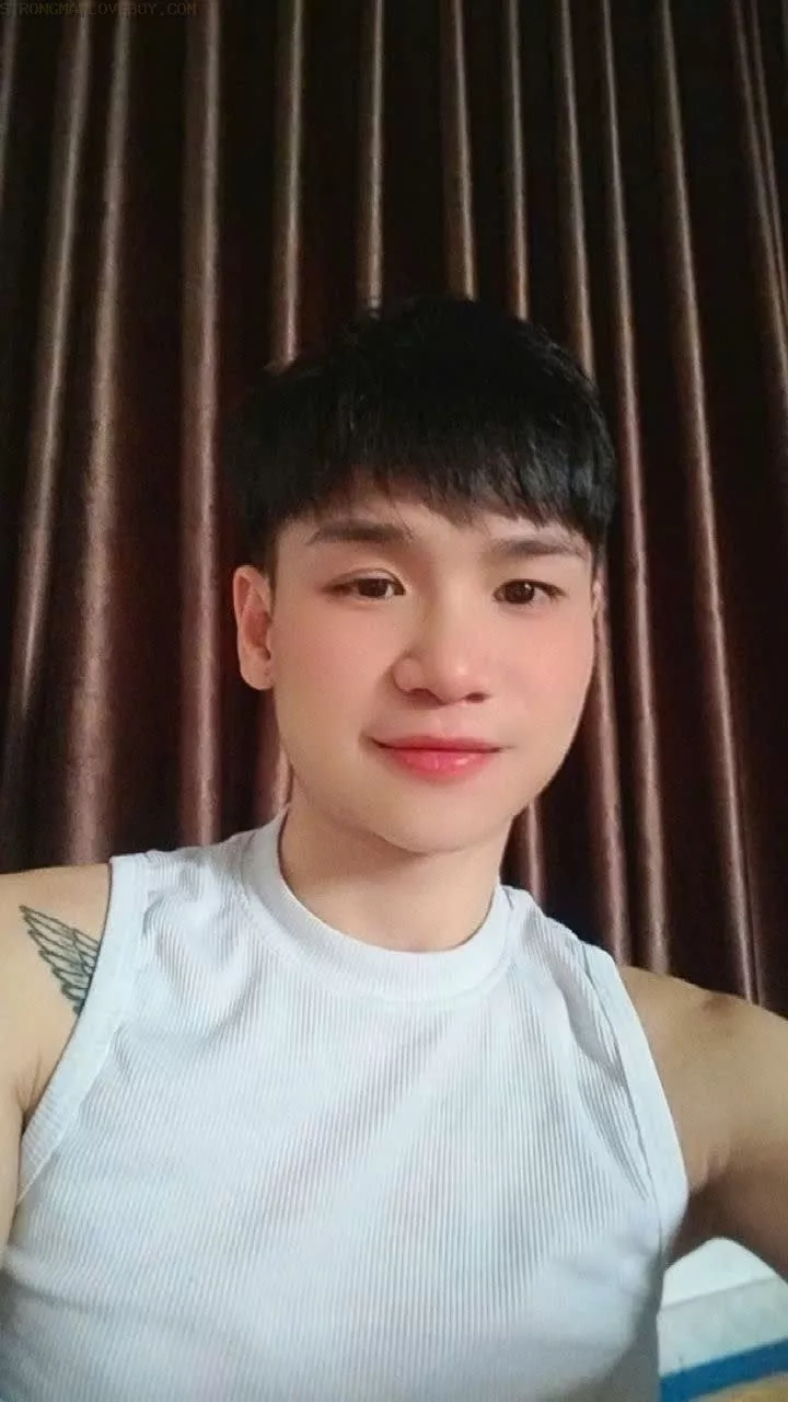 Quang 1999 zai bắc Baby cute 1m66/55kg Mattxa cent tốt Q phú thọ