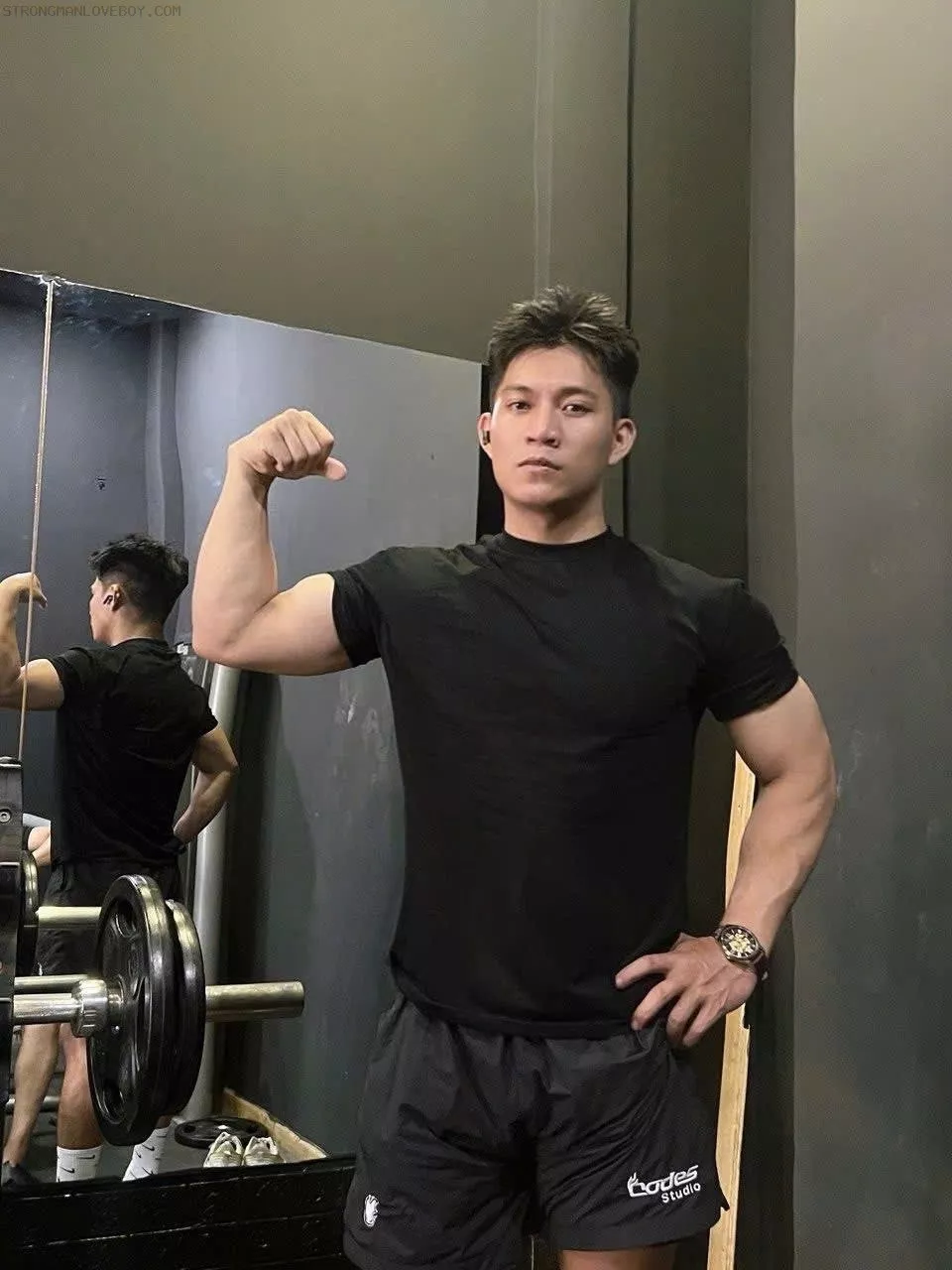 Nghĩa 2k trai gym 1m75/76kg Ku to Top very , có thể lm bot Q. Quảng ngãi