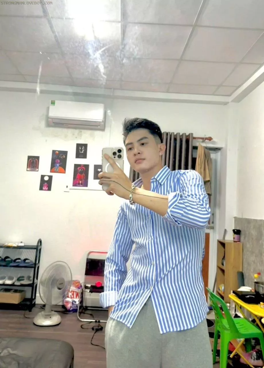 Đức huy 2k1-1m72/58kg Slim fit hàng khủng Mat-xa top bot ok Q nghệ an