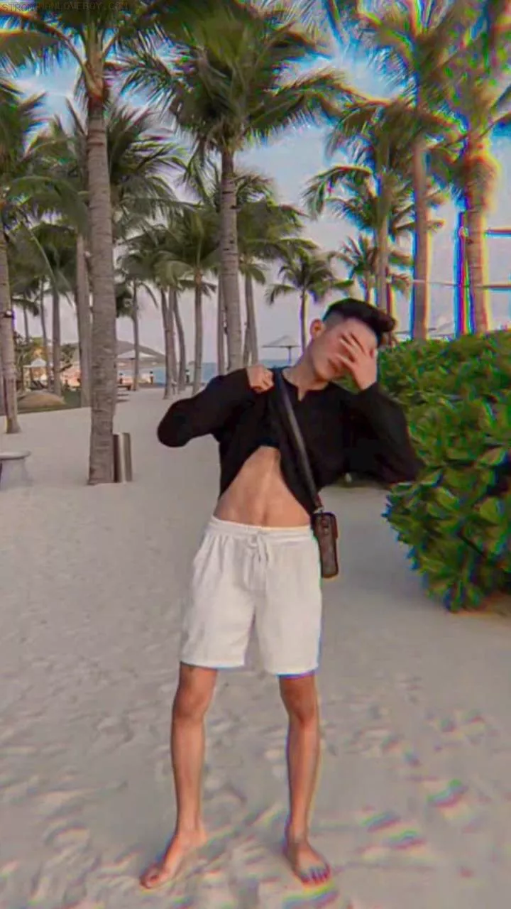 Hoàng Phúc Sg 2k4 1m69/52kg Slim fit ku khủng