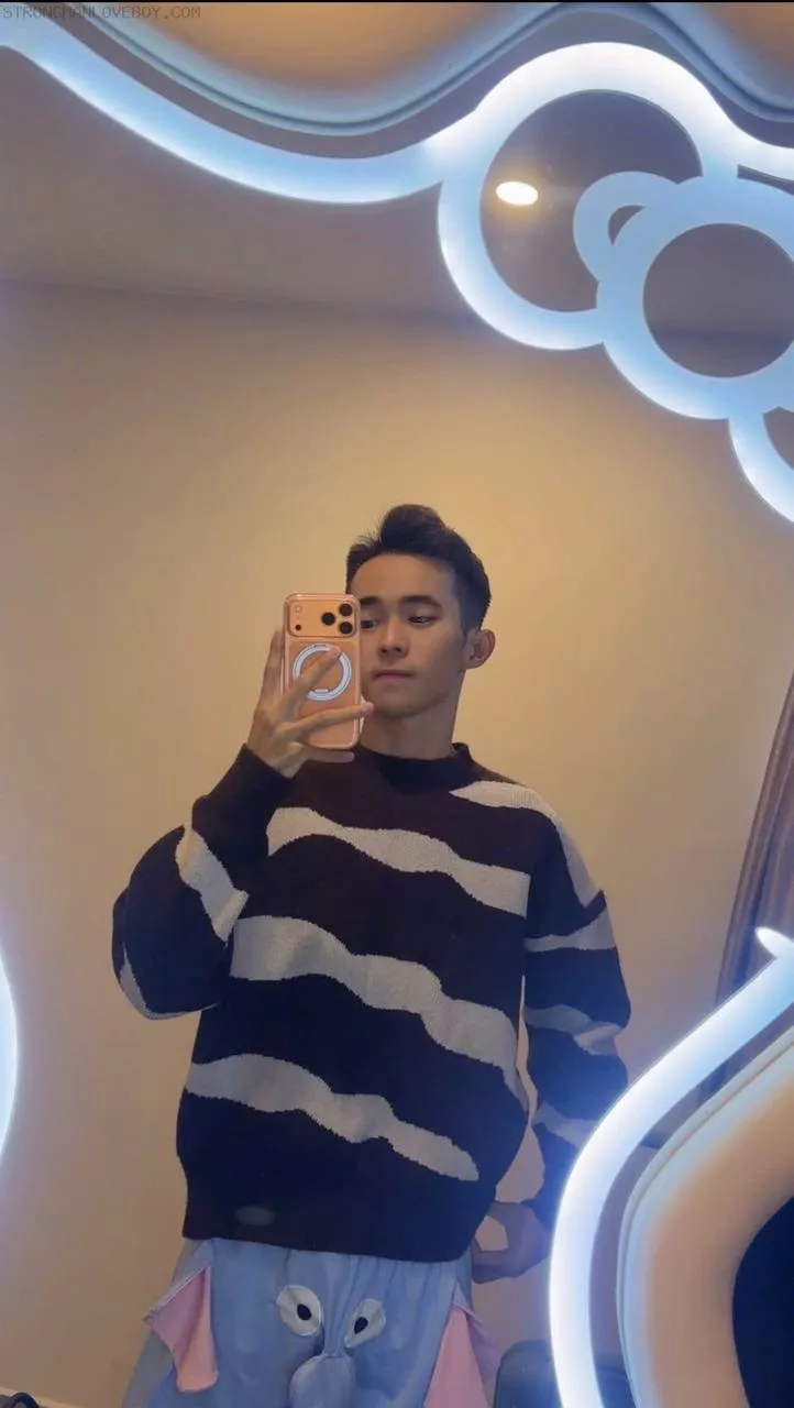 Hoàng Phúc Sg 2k4 1m69/52kg Slim fit ku khủng