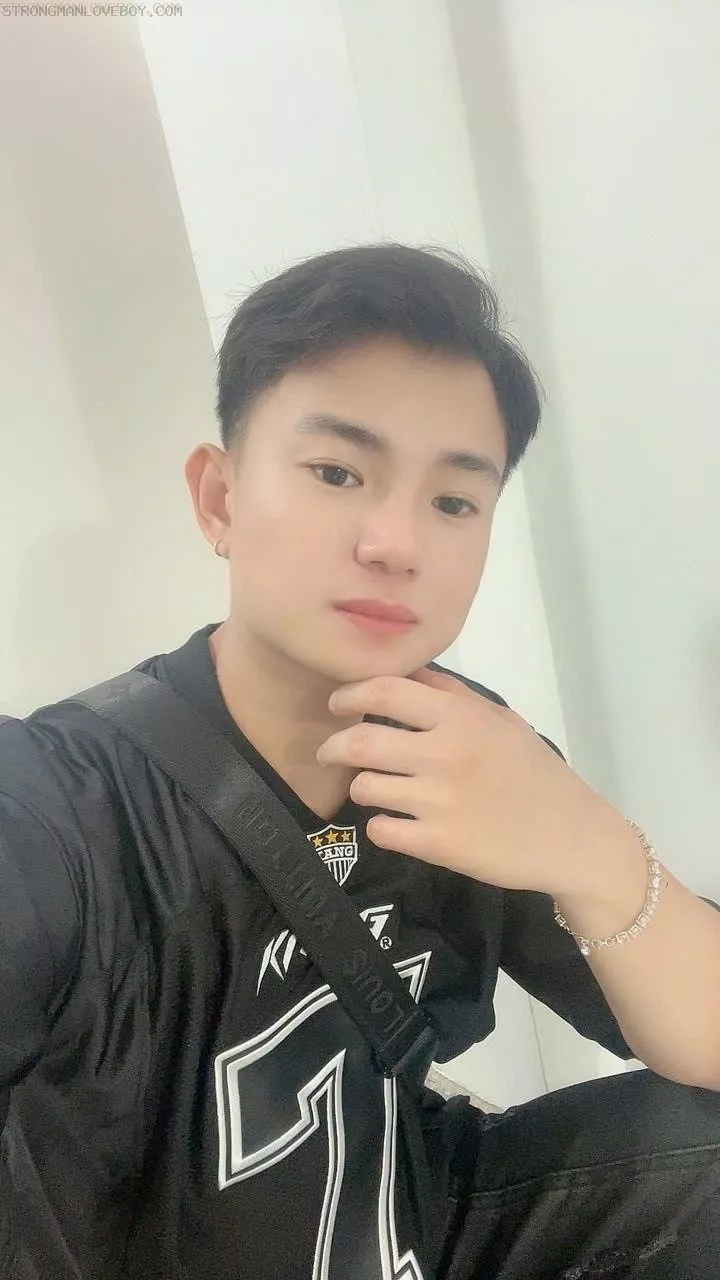 Đăng 2k zai bắc 1m65/63kg bott baby