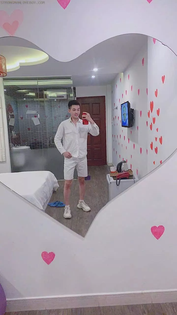 KEN . 1998 Bot . 1m7 / 70kg gym body matxa tốt  H khủng _ Q Cần thơ